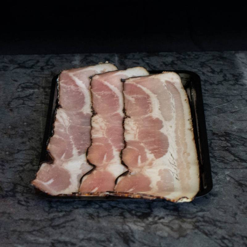 Katenspek van marktslager van Bussel