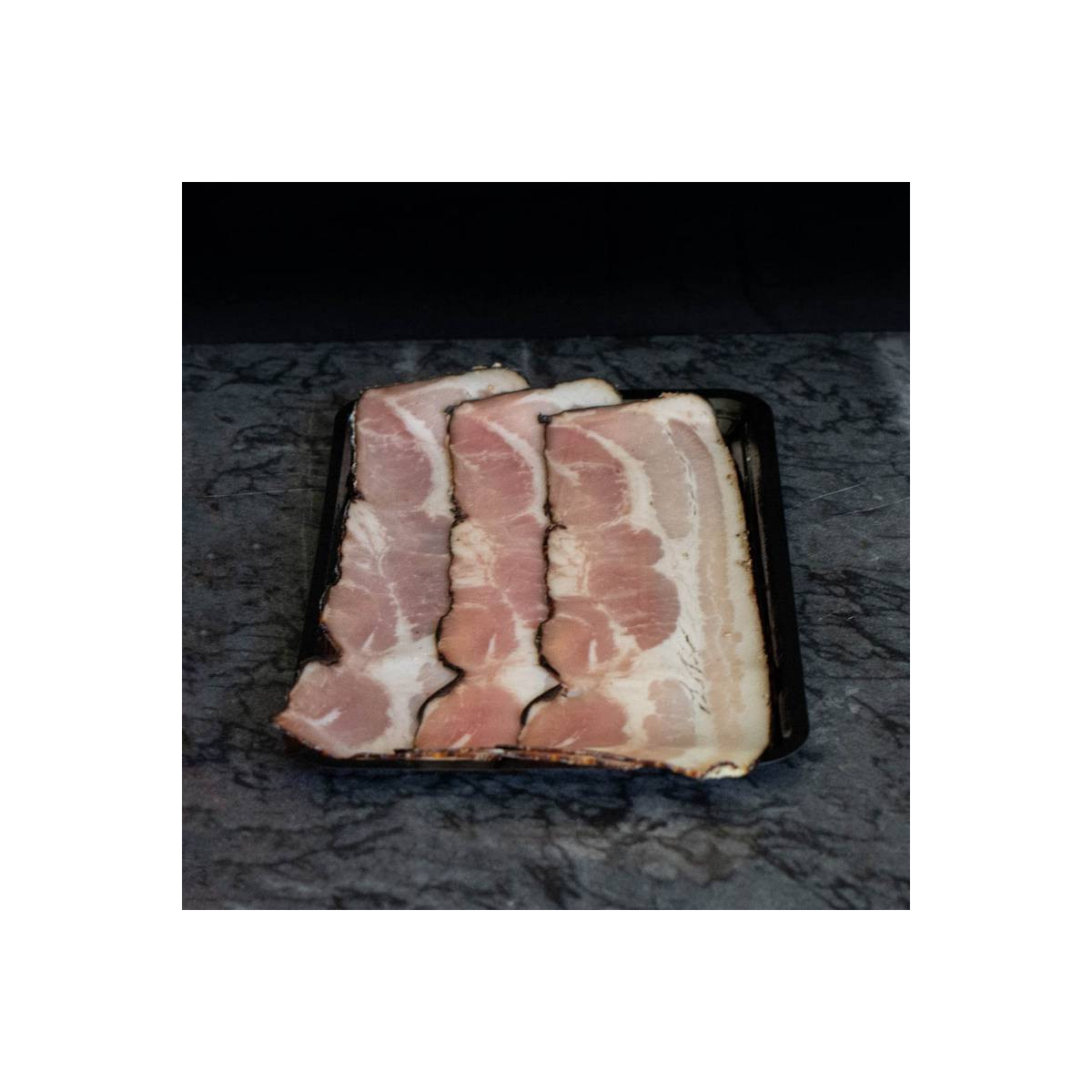 Katenspek van marktslager van Bussel