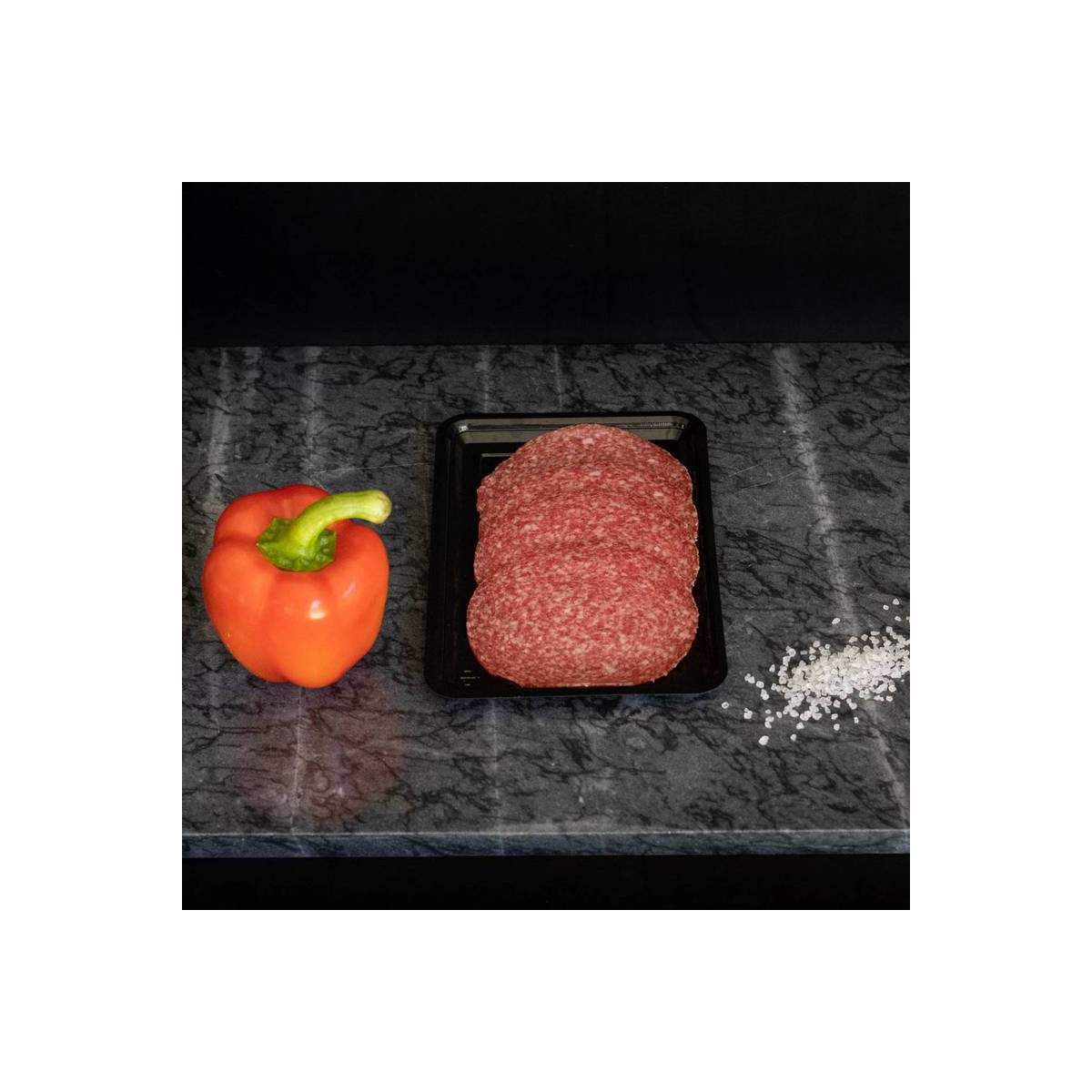 Fijne snijworst van marktslager van Bussel