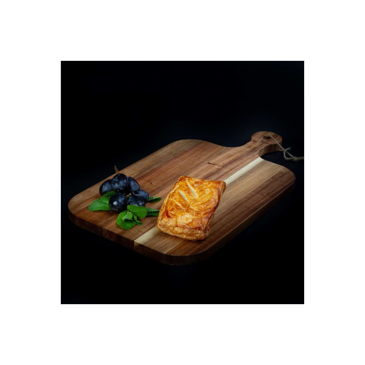 Kaas kerrie grillworst broodje van marktslager van Bussel