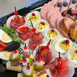 Luxe hapjes van marktslager van Bussel