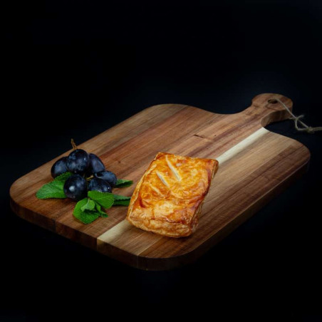 Kaas kerrie grillworst broodje van marktslager van Bussel